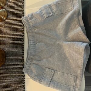 Aritzia TNA Cargo shorts